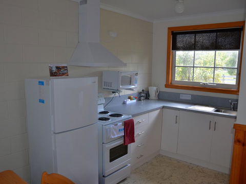 Castaway Holiday Apartments - Hotel WA 28