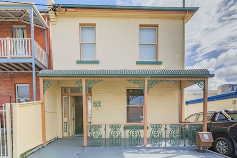 4 Bedroom House - Hobart CBD - Free Parking - Free WIFI - Hotel WA 14