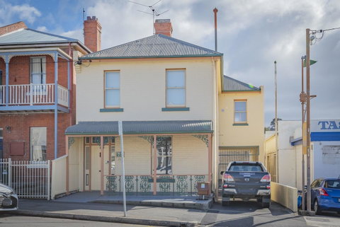 4 Bedroom House - Hobart CBD - Free Parking - Free WIFI - Hotel WA 5