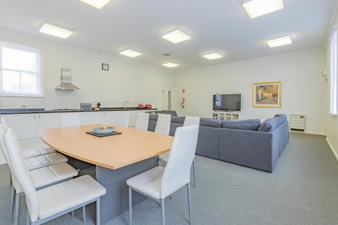 4 Bedroom House - Hobart CBD - Free Parking - Free WIFI - Hotel WA 0