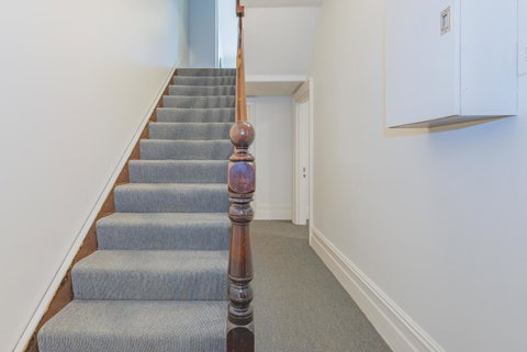 4 Bedroom House - Hobart CBD - Free Parking - Free WIFI - Hotel WA 7
