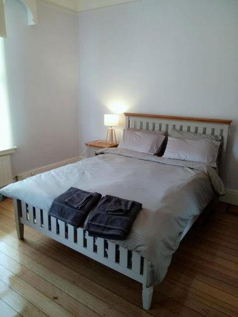 Riverbank Villa - Hotel WA 13