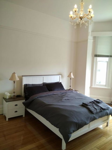 Riverbank Villa - Hotel WA 12