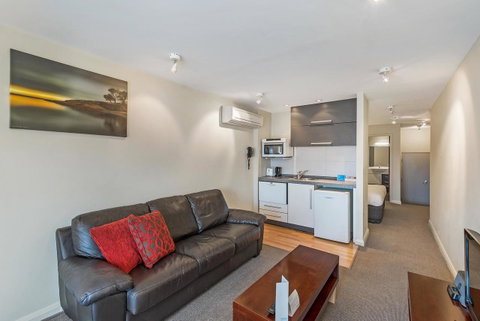 Mantra One Sandy Bay Road - Hotel WA 30