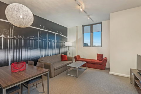 Mantra One Sandy Bay Road - Hotel WA 3