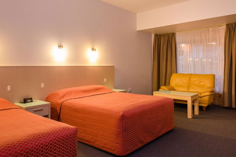 Mayfair Plaza Motel And Apartments - Hotel WA 4