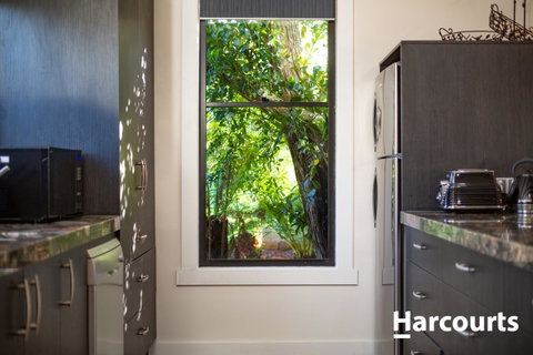 The WeareHouse In Deloraine - Hotel WA 12