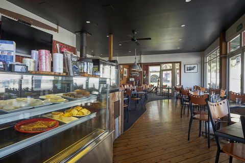 Bushman's Cafe - Hotel WA 2