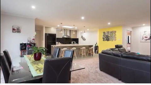 Euphoria House - Hotel WA 12