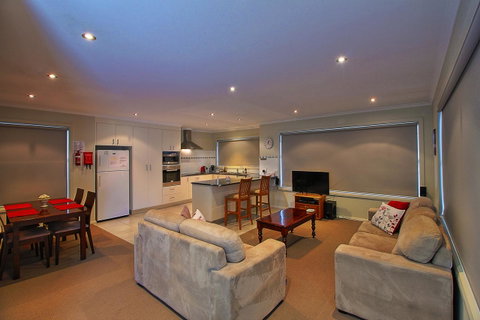 Hobart Villa - Hotel WA 2