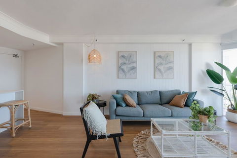 NEW Beautiful 1 Bedroom Beach Views Broadbeach - Hotel WA 1