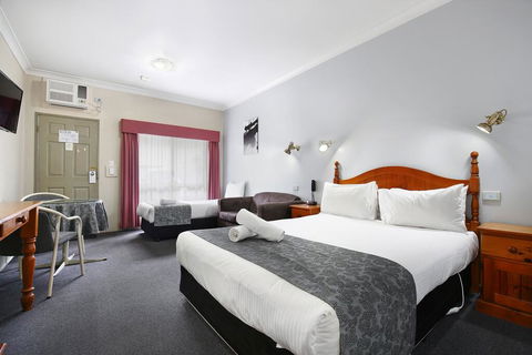 New England Motor Inn - Hotel WA 2
