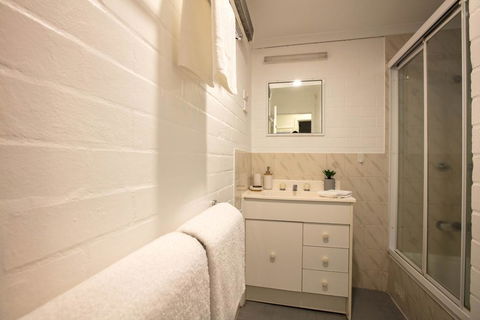 Oberlaken 2/125 Gippsland Street - Hotel WA 3