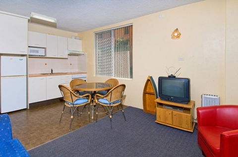 Ocean Court 1 13 Lord Street - Hotel WA 3