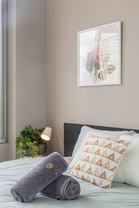 Olympic Park Near Qudos Bank Arena King Bed 1BR 1Bath Sleeps 6 Air-cond Parking - Hotel WA 3