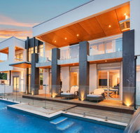 Opulent Oasis - Luxurious Old Dunsborough with Pool and Ocean Views - Hotel WA