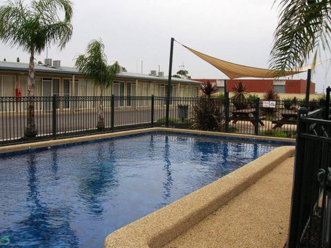Overlander Hotel Motel - Hotel WA 3