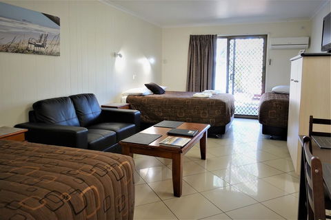 Pacific Palms Motor Inn - Hotel WA 1