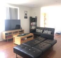 Page Fresh 3BR House Free WiFi Netflix Parking - Hotel WA