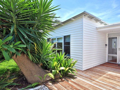 Palm Oasis - Family Friendly Accommodation Just A Short Walk To Werri Beach - Hotel WA 0