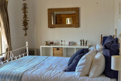 PALPERIPA - 23 Heathcote Street - Hotel WA 2