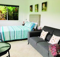 Book Mena Creek Accommodation Vacations Hotel WA Hotel WA