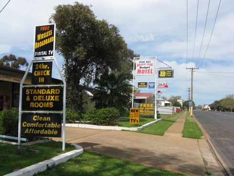 Peak Hill Golden Peak Budget Motel - Hotel WA 0