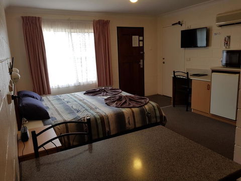 Peak Hill Golden Peak Budget Motel - Hotel WA 1