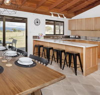 Peak View House - Hotel WA