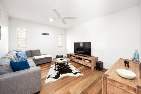 Pet Friendly, New House Peregian Breeze Drive, Peregian Beach - Hotel WA 0