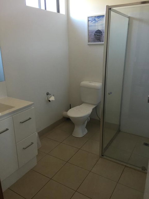 Ploughmans Motor Inn - Hotel WA 3