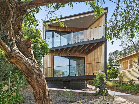 POINT BREAK , NEW LISTING 2019,  - Hotel WA 0
