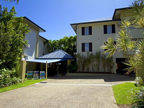 Port Douglas Affordable Accommodation - Hotel WA 1