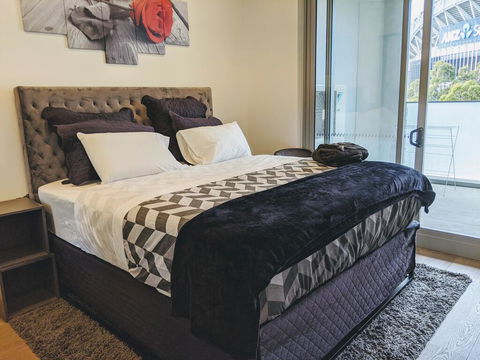 Presidential 3-bed 2-bath, Balcony, With Pool Included - Hotel WA 2