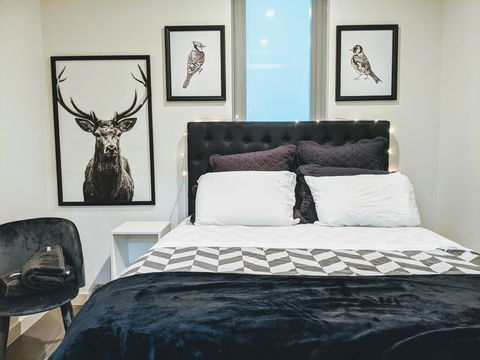 Presidential 3-bed 2-bath, Balcony, With Pool Included - Hotel WA 3