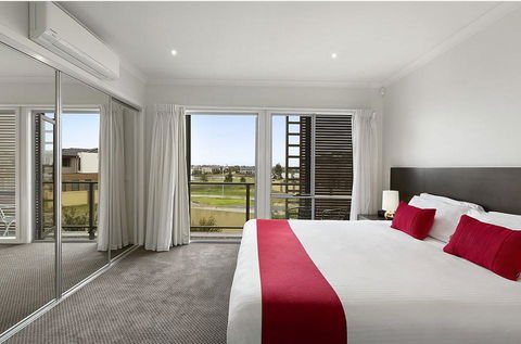 Quest Sanctuary Lakes - Hotel WA 2