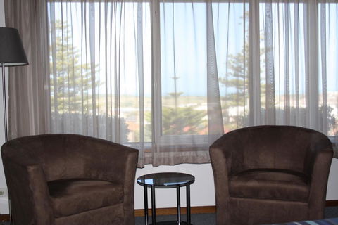 Raglan Motor Inn - Hotel WA 3