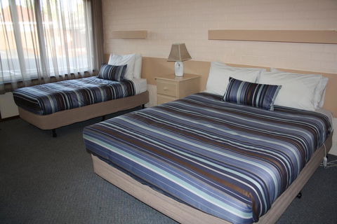 Raglan Motor Inn - Hotel WA 2
