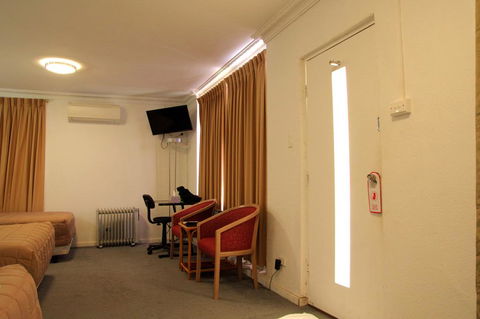 Rainbow Motel - Hotel WA 2