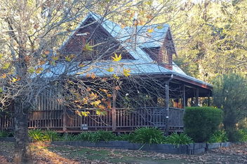 Redgum Hill Country Retreat with Hotel WA
