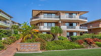 Renas Court Unit 1 - Little Street Lakefront