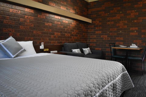 Riviana Motel - Hotel WA 1