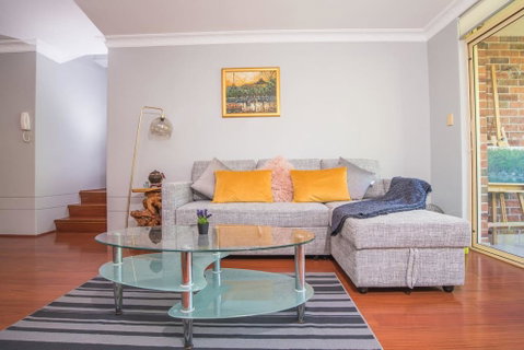 Rustic Hardwood 2 Bedroom Apartment In Randwick - Hotel WA 2