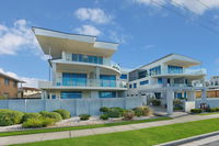 Book The Entrance Accommodation Vacations Hotel WA Hotel WA