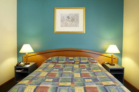 Seasons Hotel Newman - Hotel WA 2