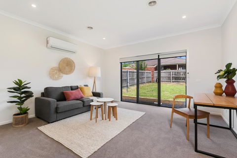 Spacious 4-Bed House With Parking And Backyard - Hotel WA 3
