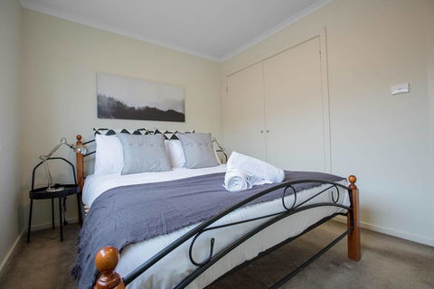 Spacious Lovely 5Beds Home@Point Cook - Hotel WA 2