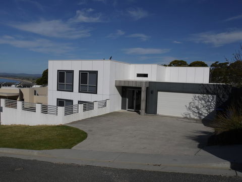 Spectacular Holiday Living - Hotel WA 0