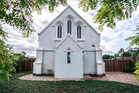 St James Converted Church - Hotel WA 1