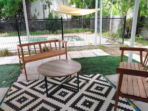 Stranded? Nowhere To Stay? Sanitised Apartment, Sleeps 4, Netflix, Wifi, Pool - Hotel WA 3